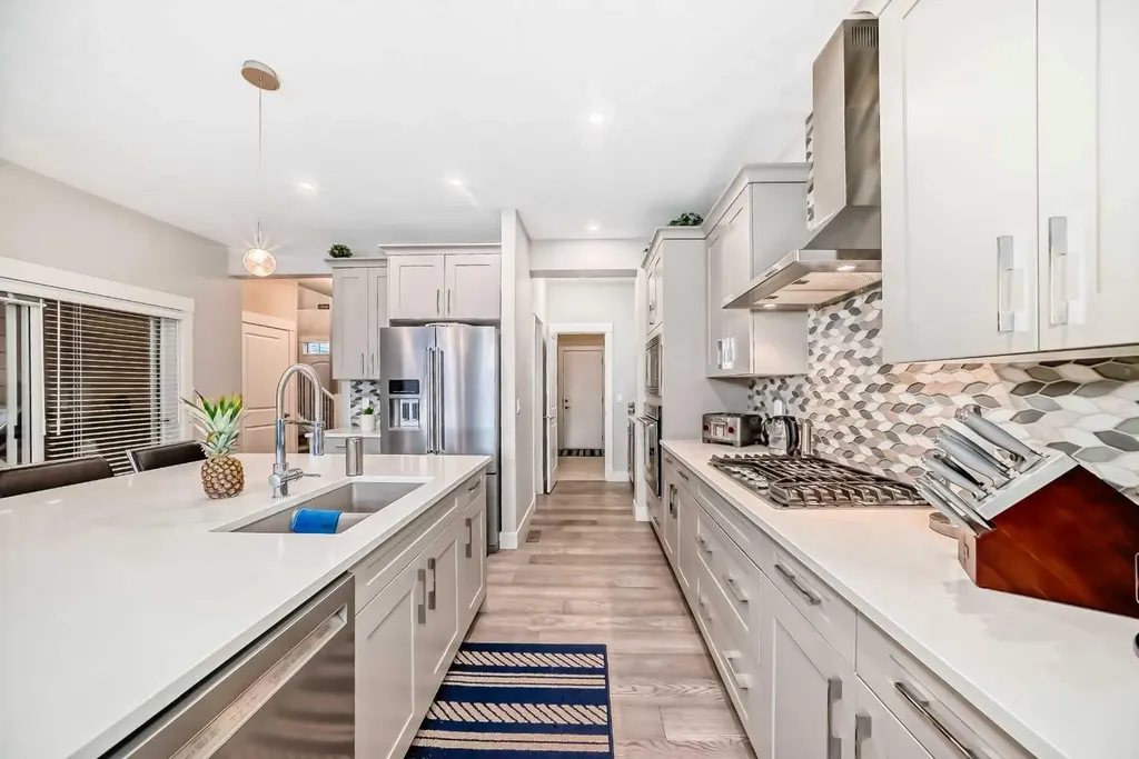 477 Legacy Boulevard SE Calgary AB T2X 7C9