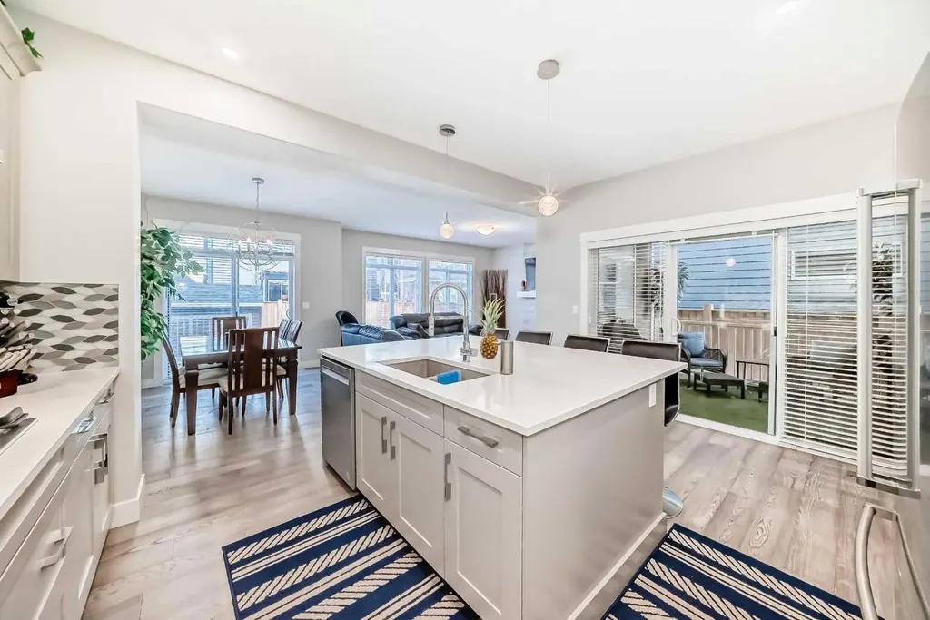 477 Legacy Boulevard SE Calgary AB T2X 7C9