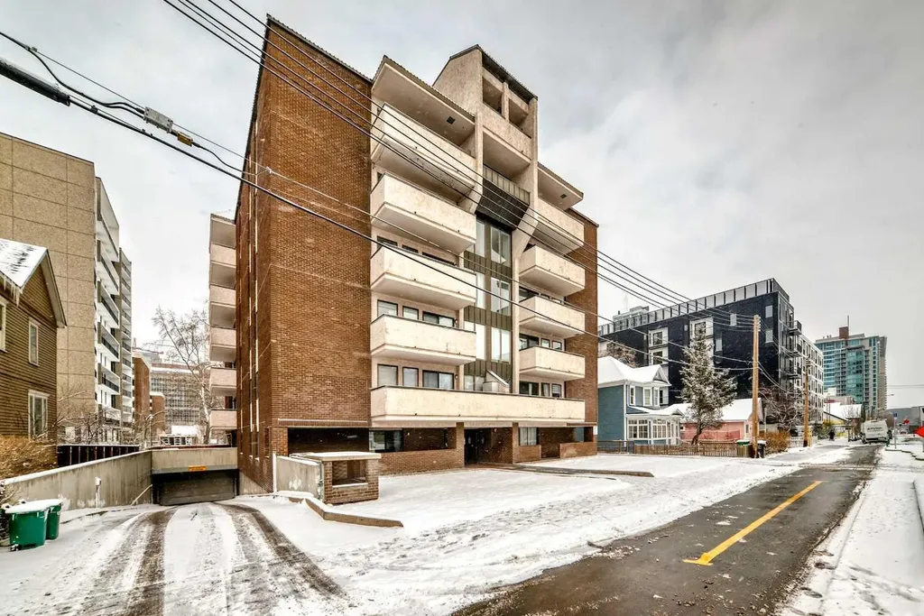 330 15 Avenue SW Calgary AB T2R 0P8