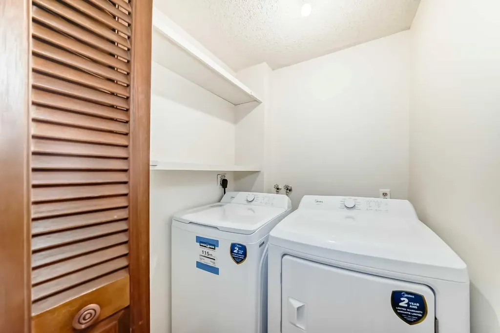 330 15 Avenue SW Calgary AB T2R 0P8
