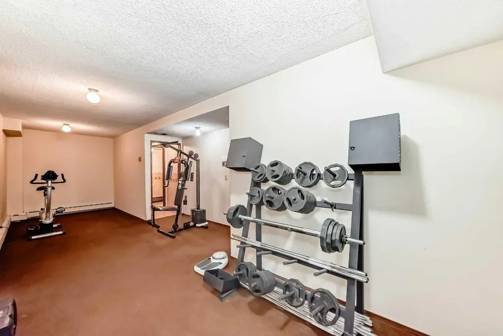 330 15 Avenue SW Calgary AB T2R 0P8