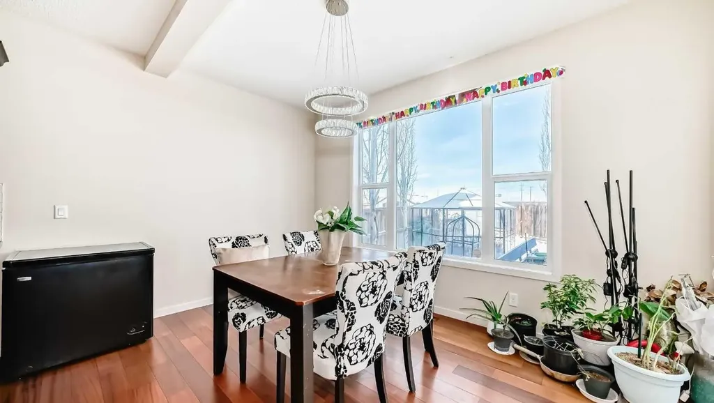 46 Cranford Gardens SE Calgary AB T3M 0W4