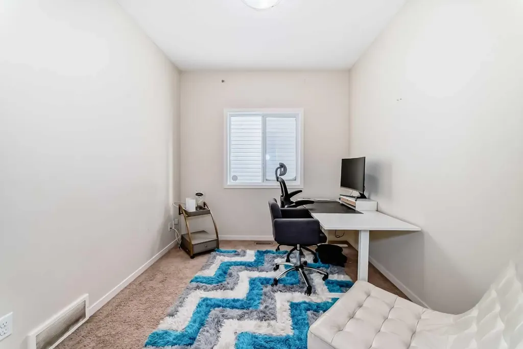46 Cranford Gardens SE Calgary AB T3M 0W4