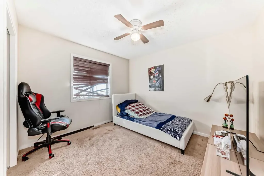 46 Cranford Gardens SE Calgary AB T3M 0W4