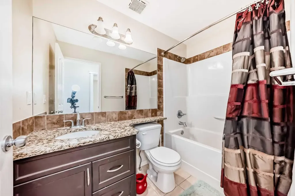 46 Cranford Gardens SE Calgary AB T3M 0W4