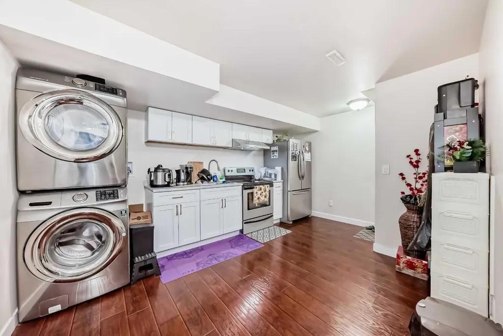 46 Cranford Gardens SE Calgary AB T3M 0W4