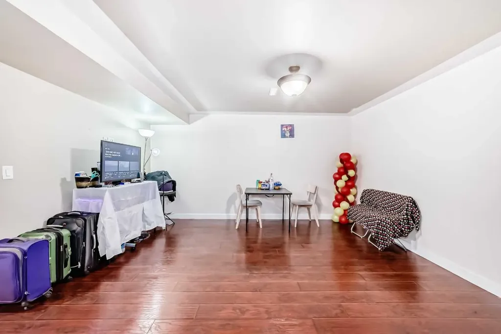 46 Cranford Gardens SE Calgary AB T3M 0W4