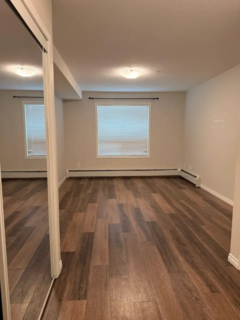 9124 96 Avenue Grande Prairie AB T8X 0A1