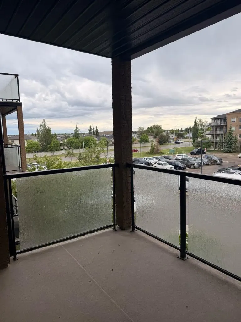9124 96 Avenue Grande Prairie AB T8X 0A1