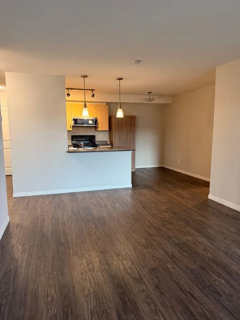 9124 96 Avenue Grande Prairie AB T8X 0A1
