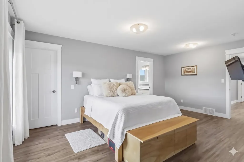 7423 Railway Avenue Fort Mcmurray AB T9H 1B6