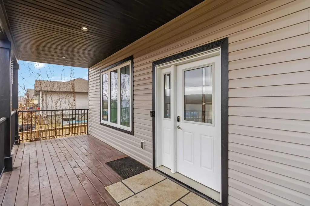 7423 Railway Avenue Fort Mcmurray AB T9H 1B6