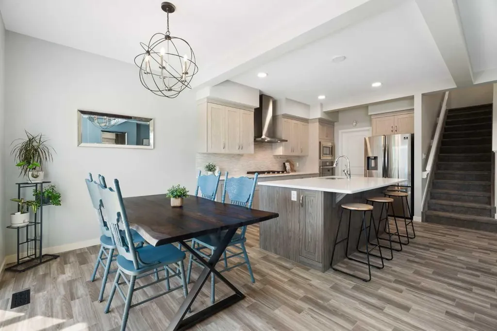 642 Kingsmere Way SE Airdrie AB T4A 0x7