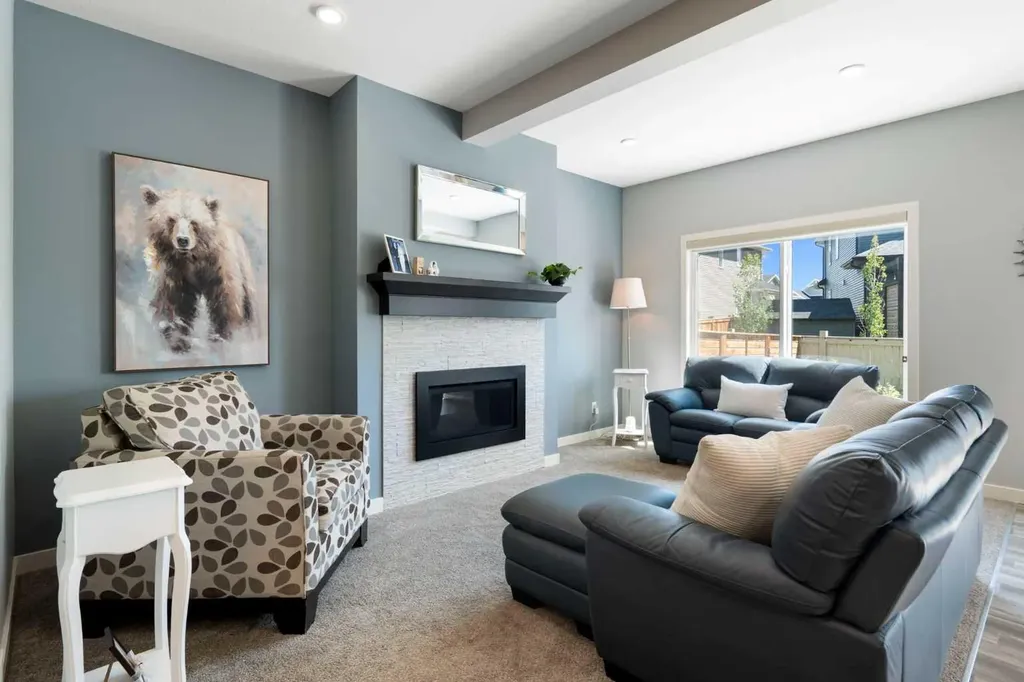 642 Kingsmere Way SE Airdrie AB T4A 0x7