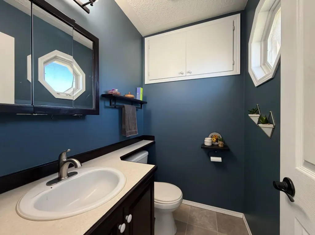 1658 Edson Drive Edson AB T7E 1G7