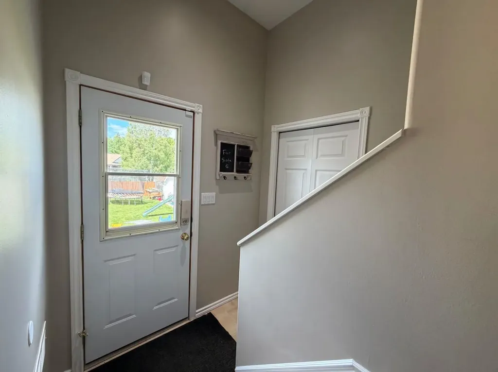 1658 Edson Drive Edson AB T7E 1G7