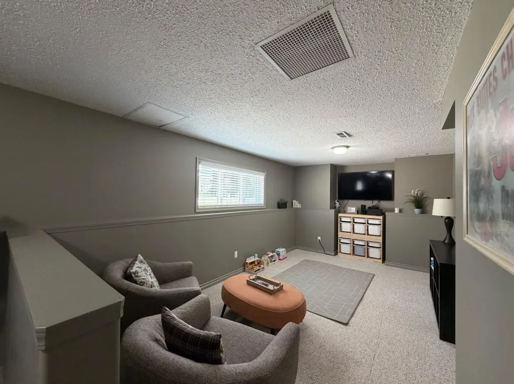 1658 Edson Drive Edson AB T7E 1G7