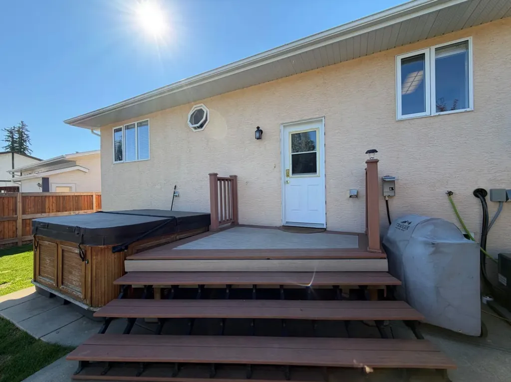 1658 Edson Drive Edson AB T7E 1G7
