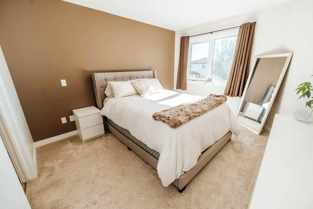 2723 45 Street S Lethbridge AB T1K 8J4