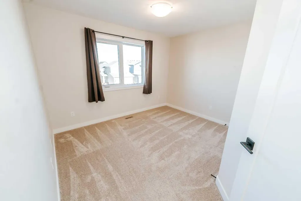 2723 45 Street S Lethbridge AB T1K 8J4