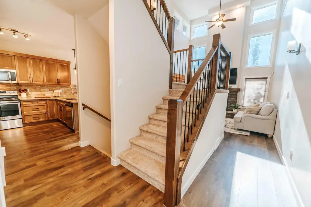 2723 45 Street S Lethbridge AB T1K 8J4