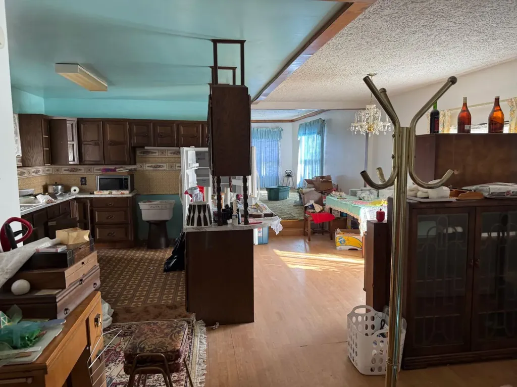 432 Center Street Cm Drumheller AB T0J2V0