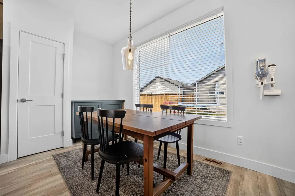 4319 Fairmont Gate S Lethbridge AB T1K 8J3