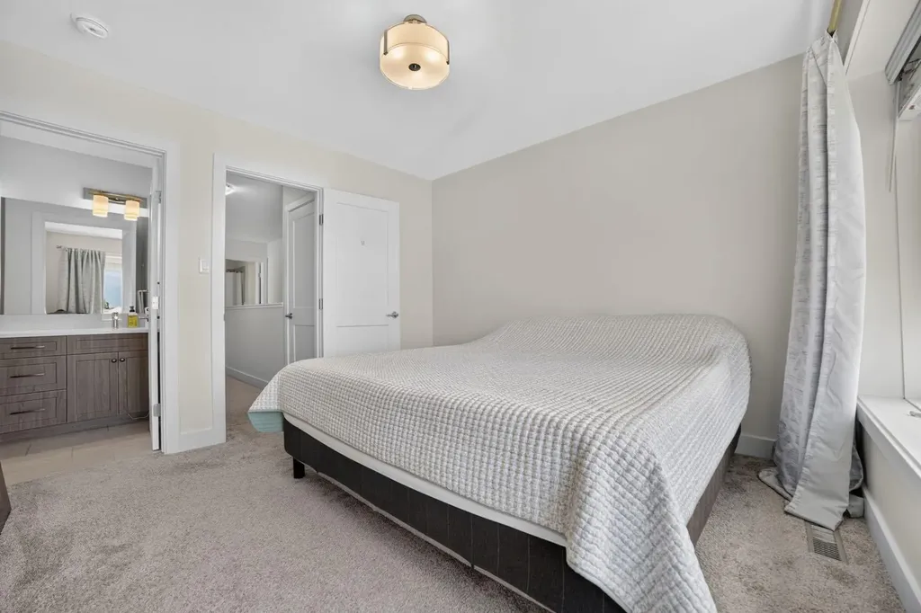 4319 Fairmont Gate S Lethbridge AB T1K 8J3