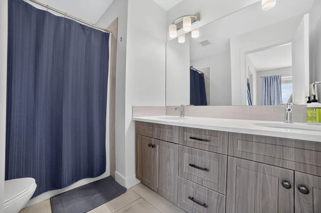 4319 Fairmont Gate S Lethbridge AB T1K 8J3