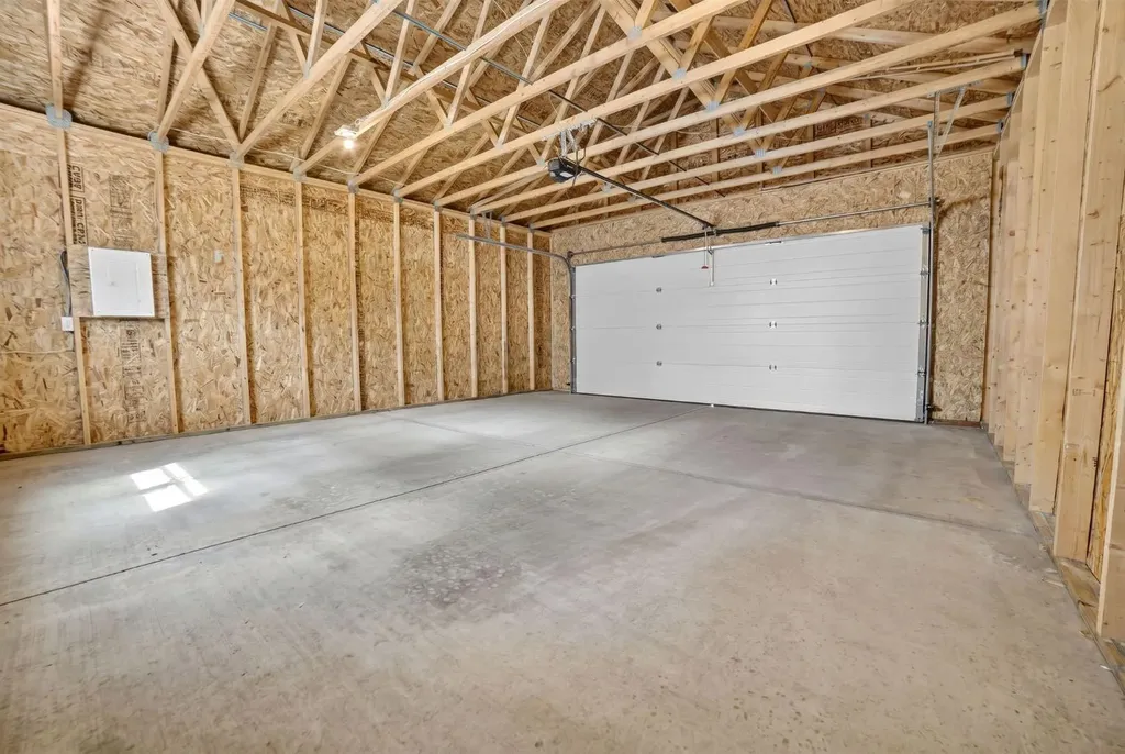 4319 Fairmont Gate S Lethbridge AB T1K 8J3