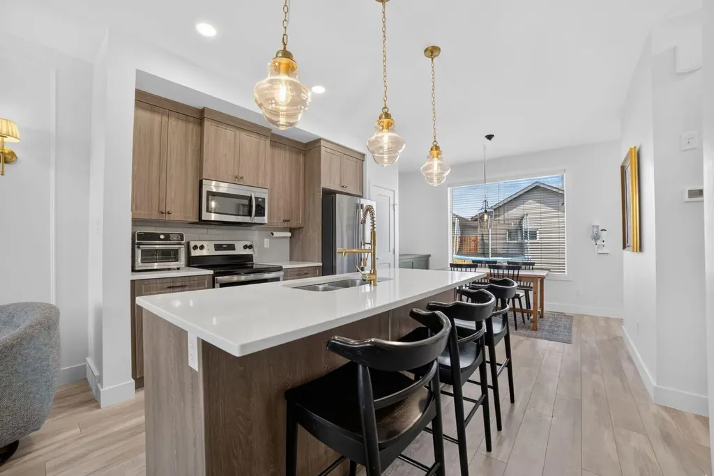 4319 Fairmont Gate S Lethbridge AB T1K 8J3