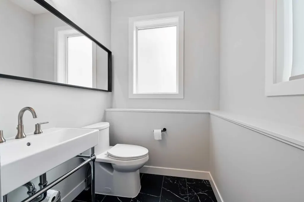 4929 20 Street SW Calgary AB T2T 5A4