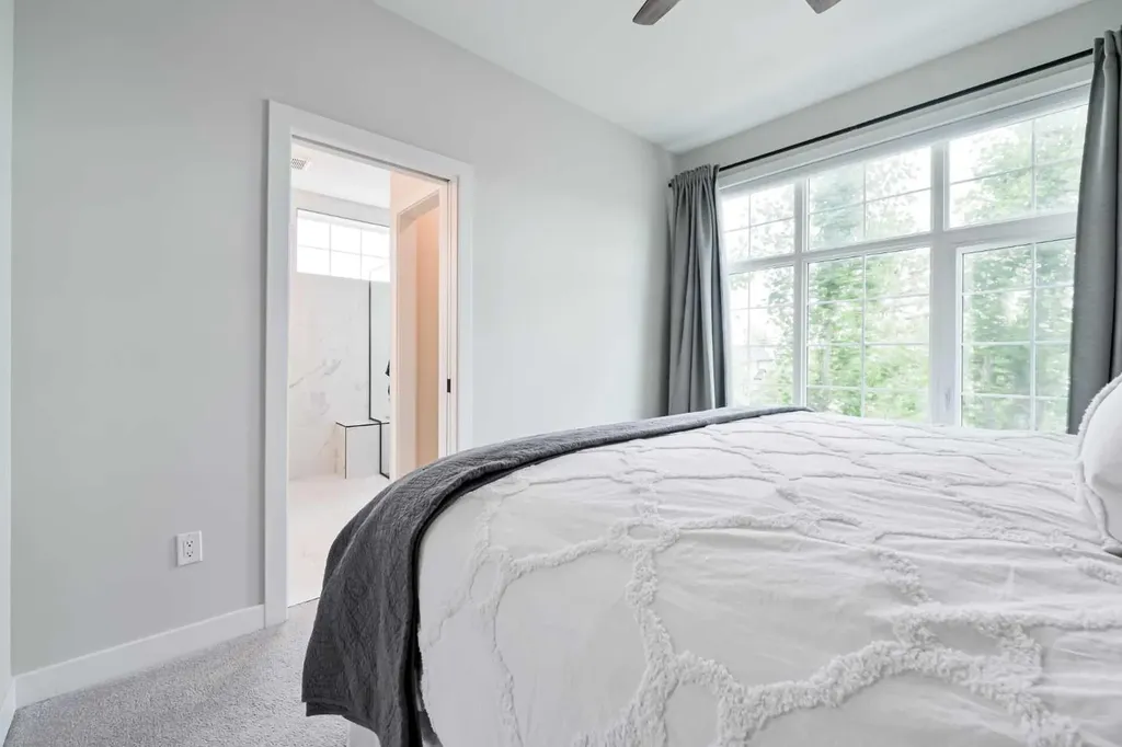 4929 20 Street SW Calgary AB T2T 5A4