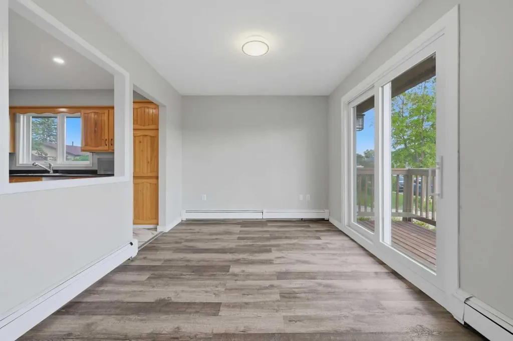 425 Big Springs Drive SE Airdrie AB T4A1A6