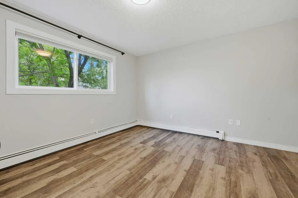 425 Big Springs Drive SE Airdrie AB T4A1A6