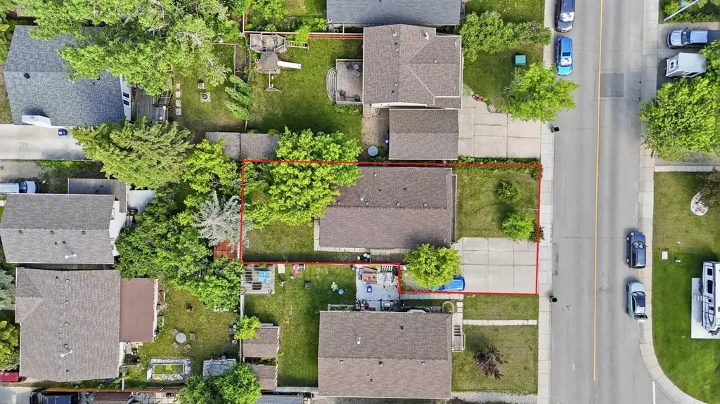 425 Big Springs Drive SE Airdrie AB T4A1A6
