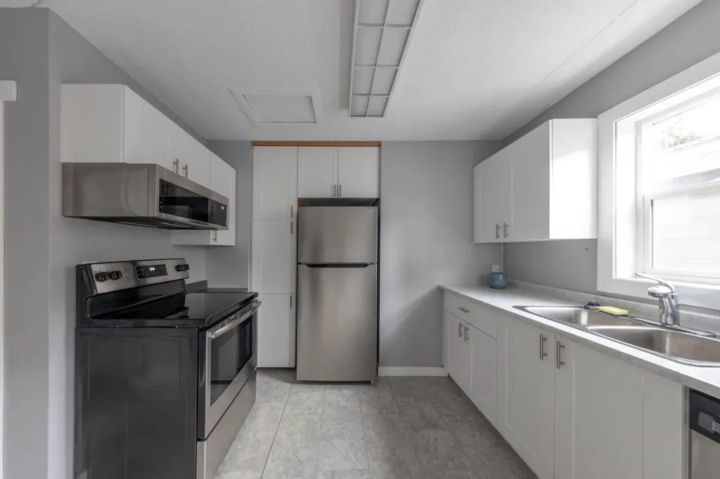 4717 49 Street Lloydminster SK S9V0L7