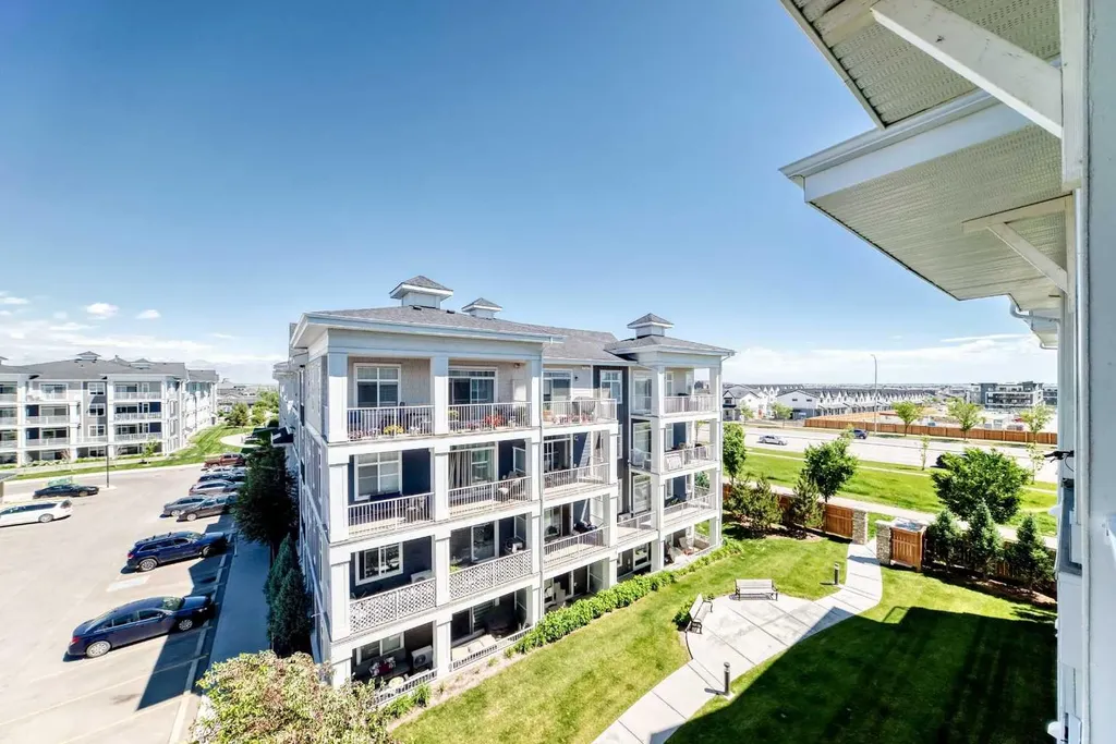 300 Auburn Meadows Common SE Calgary AB T3M 3E7