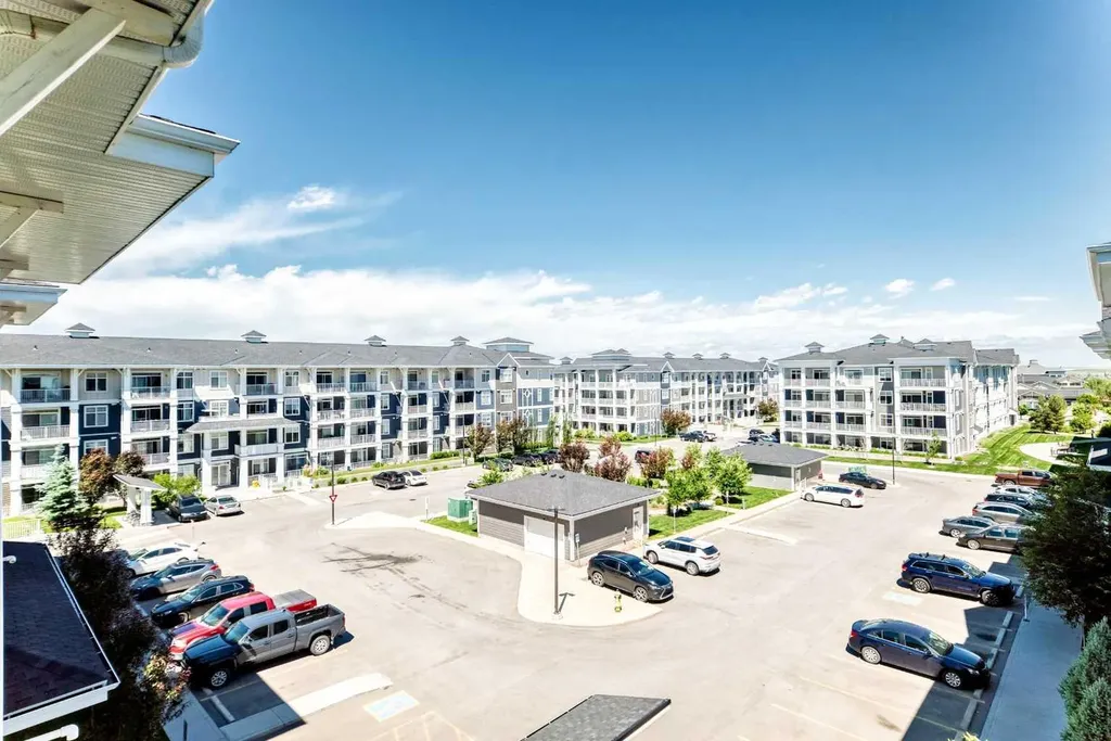 300 Auburn Meadows Common SE Calgary AB T3M 3E7