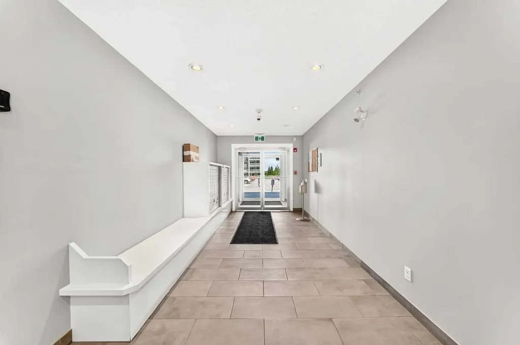 300 Auburn Meadows Common SE Calgary AB T3M 3E7