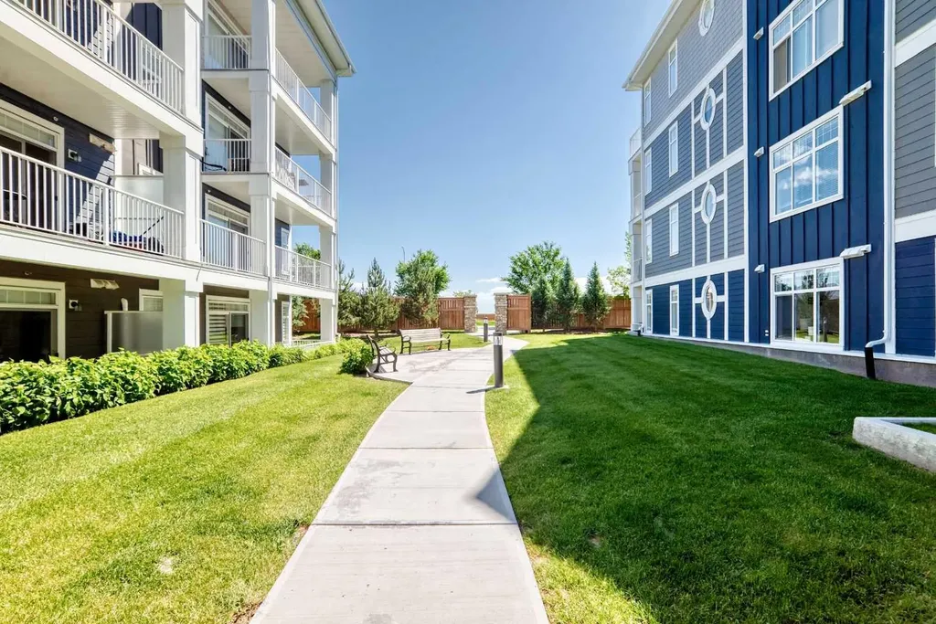 300 Auburn Meadows Common SE Calgary AB T3M 3E7