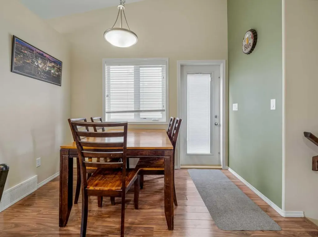 825 Silkstone Close W Lethbridge AB T1J 5C6