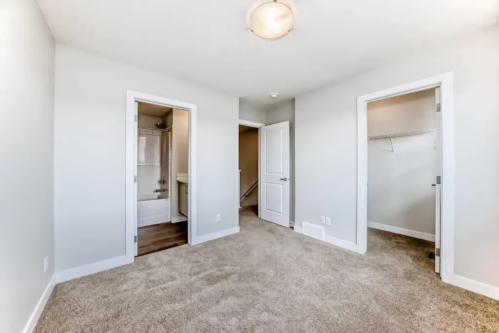 1326 Sage Hill Grove NW Calgary AB T3R 2A1