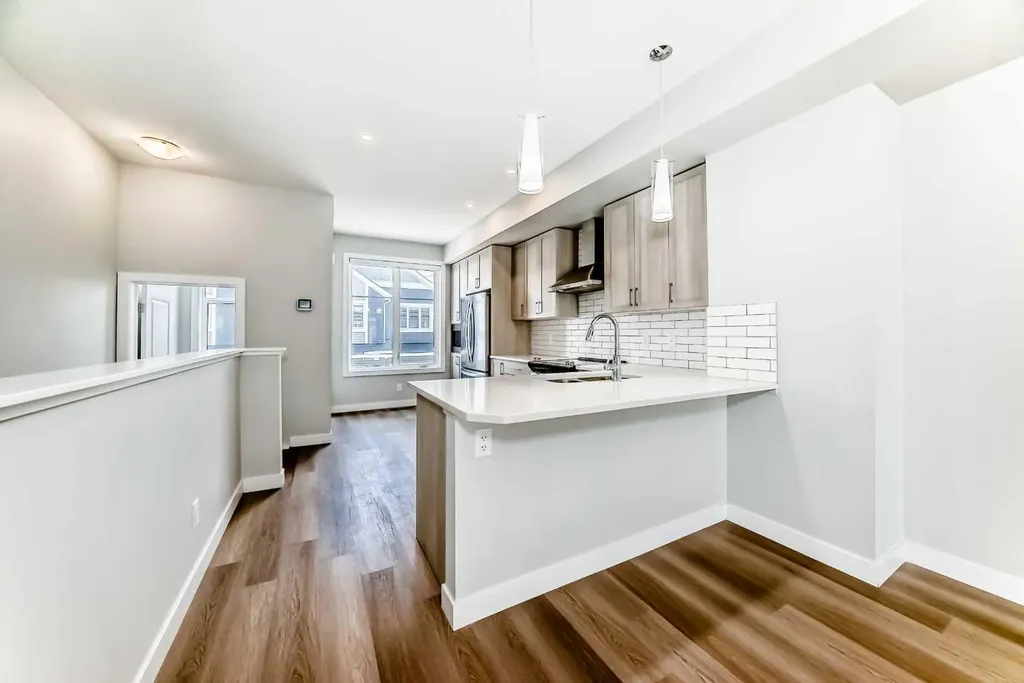 1326 Sage Hill Grove NW Calgary AB T3R 2A1