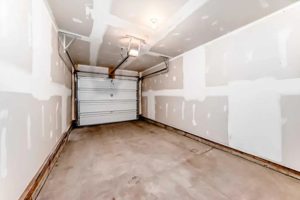 1326 Sage Hill Grove NW Calgary AB T3R 2A1