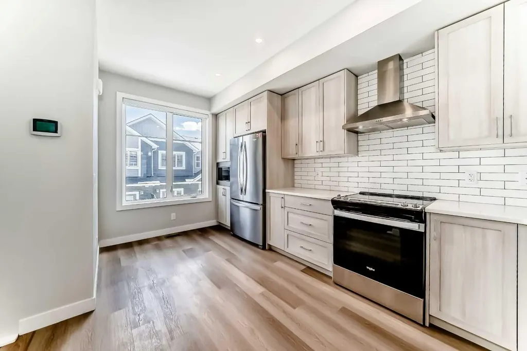 1326 Sage Hill Grove NW Calgary AB T3R 2A1