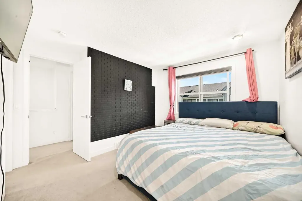 100 Walgrove Court SE Calgary AB T2X 4N1