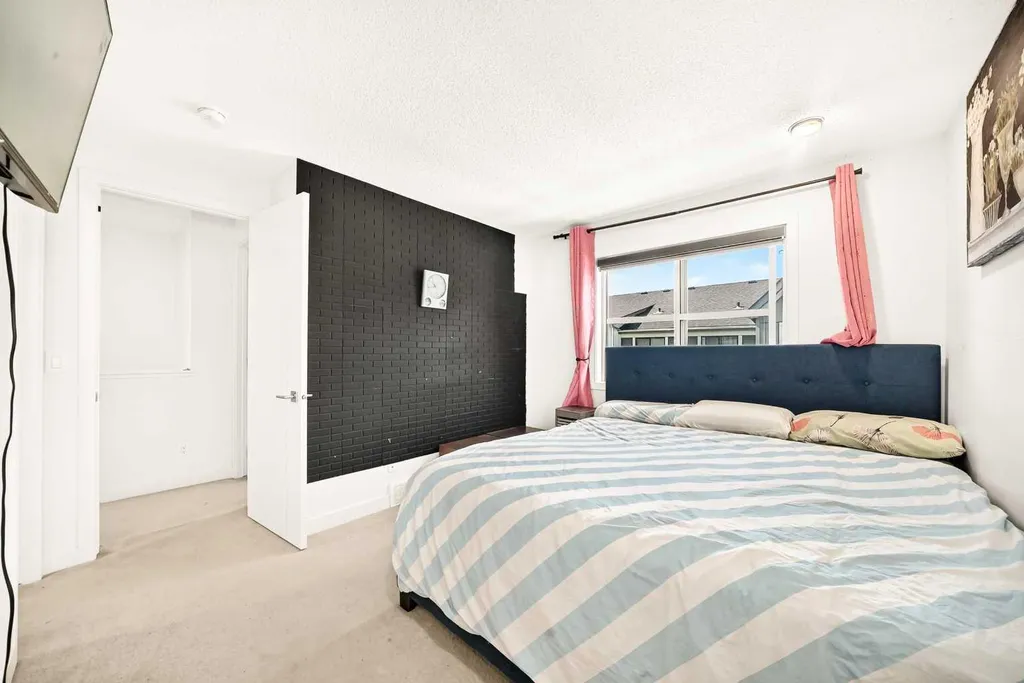 100 Walgrove Court SE Calgary AB T2X 4N1