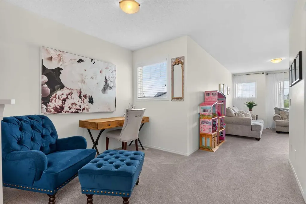 96 Evansdale Way NW Calgary AB T3P 0C1