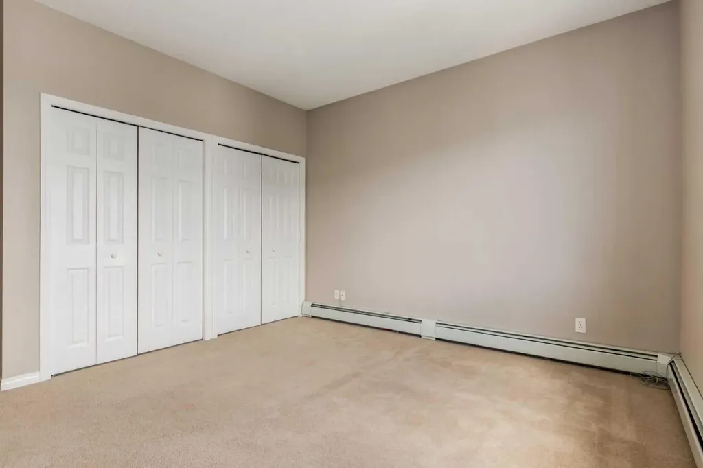 1727 54 Street SE Calgary AB T2A 1B7